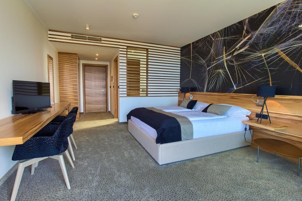 Hotel Villa Margaret 马林斯卡 外观 照片