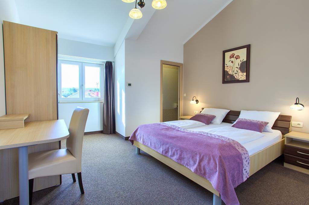 Hotel Villa Margaret 马林斯卡 外观 照片